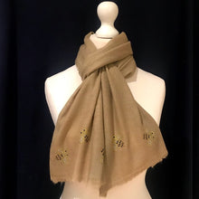 Load image into Gallery viewer, baby bees camel merino wool scarf